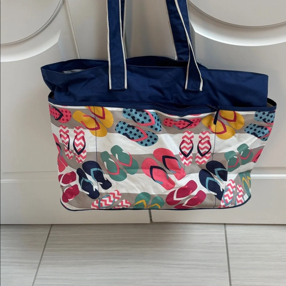 Colorful Large Tote Bag with Flip-Flop Design - Picture 3 of 9